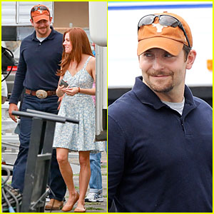 bradley-cooper-texas-longhorn-on-american-sniper-set